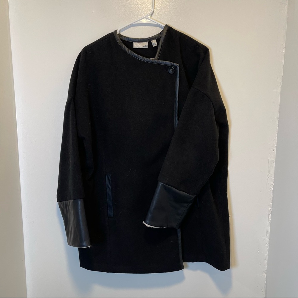 14th and Union Black Coat with Leather Trim women’s size medium